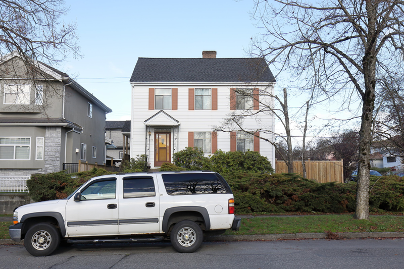Illustration for article titled Pics from the Curbside (and others) - November 2018